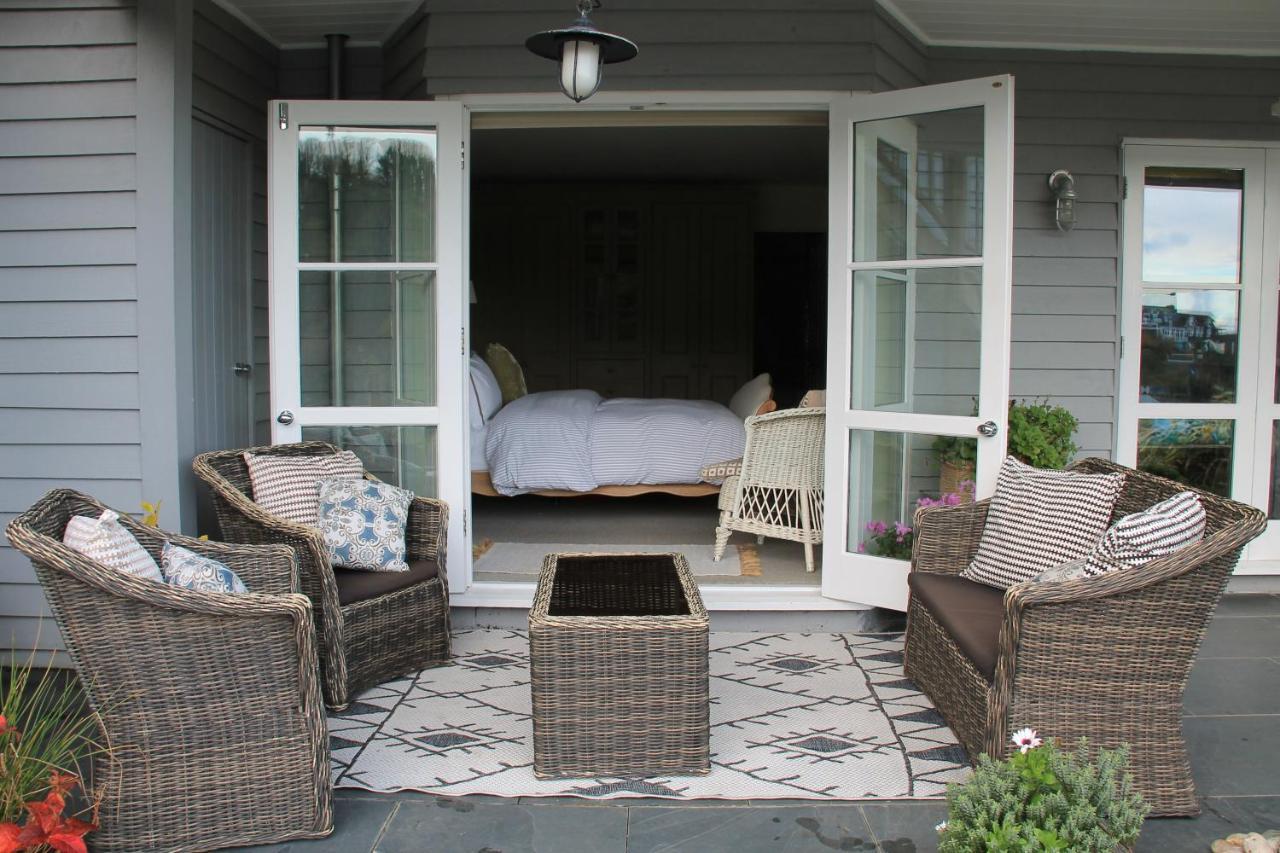 Compass Rose Bed & Breakfast ดาร์ตมัธ ภายนอก รูปภาพ